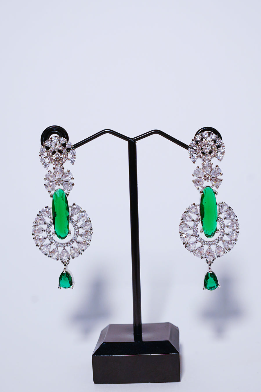 Emerlad's Earing Long with drop green emerald