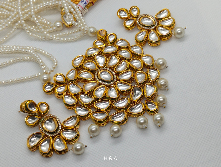 Kundan Pearl Mala necklace